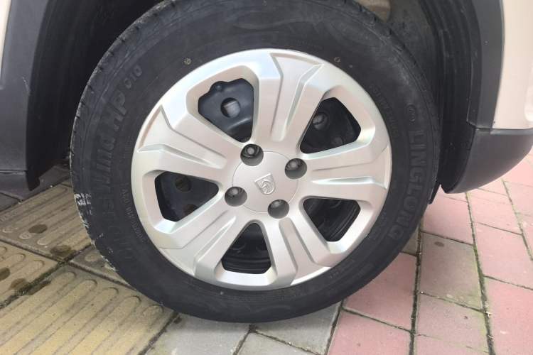 Used Baojun 510 2019 1.5L Manual Jingxiang Model China V Emission Standard Right Front Wheel Hub
