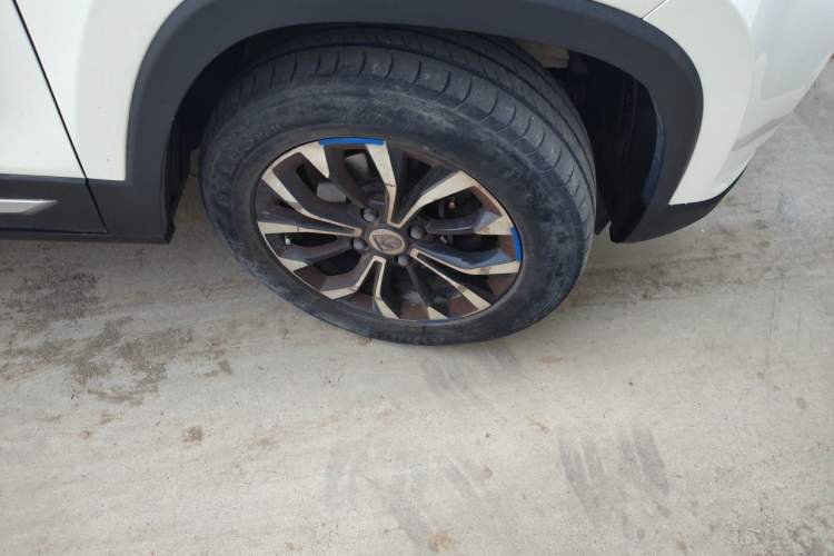 Used Baojun 510 2019 1.5L CVT Enjoyment Model China VI Emission Standard Right Front Wheel Hub