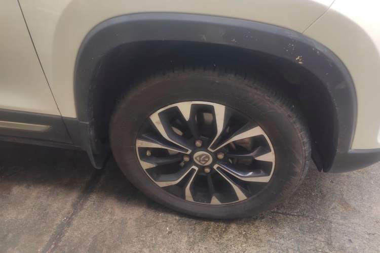 Used Baojun 510 2019 1.5L Automatic Premium Version National V Right Front Wheel Hub