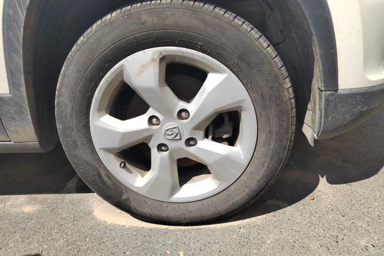 Used Baojun 510 2019 1.5L Manual Jingxiang Model China V Emission Standard Right Front Wheel Hub
