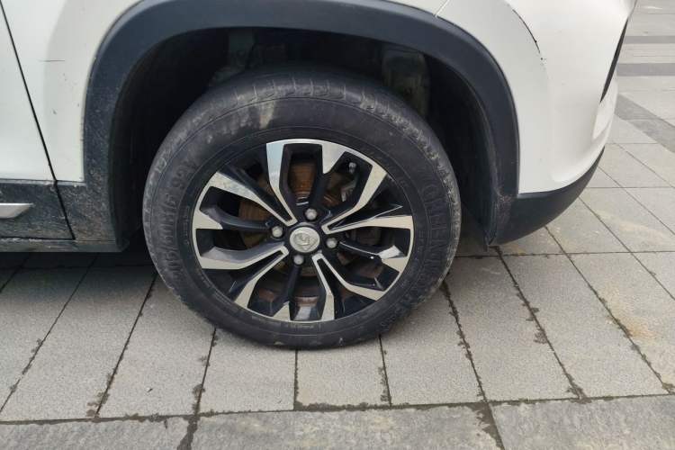 Used Baojun 510 2019 1.5L CVT Enjoyment Model China VI Emission Standard Right Front Wheel Hub