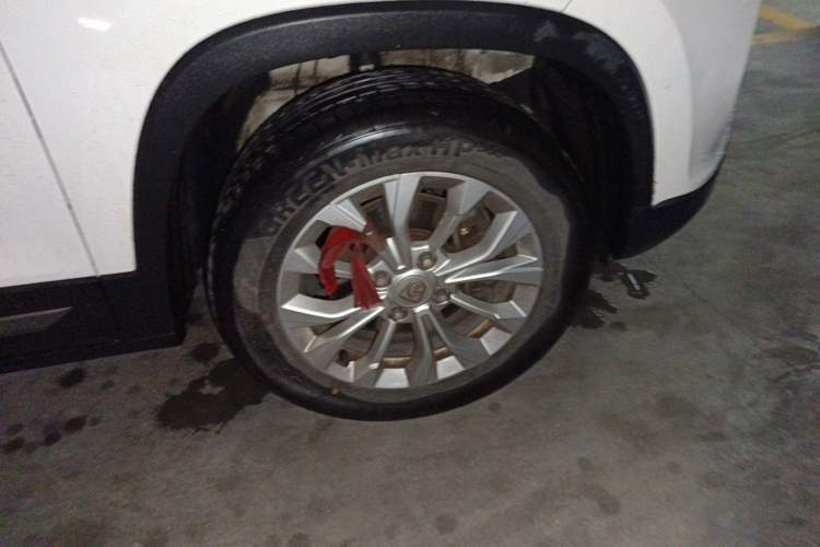Used Baojun 510 2019 1.5L Manual Enjoyment Model 77kW China VI Emission Standard Right Front Wheel Hub