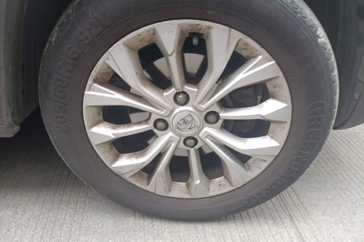 Used Baojun 510 2019 1.5L Manual Enjoyment Model 77kW China VI Emission Standard Right Front Wheel Hub