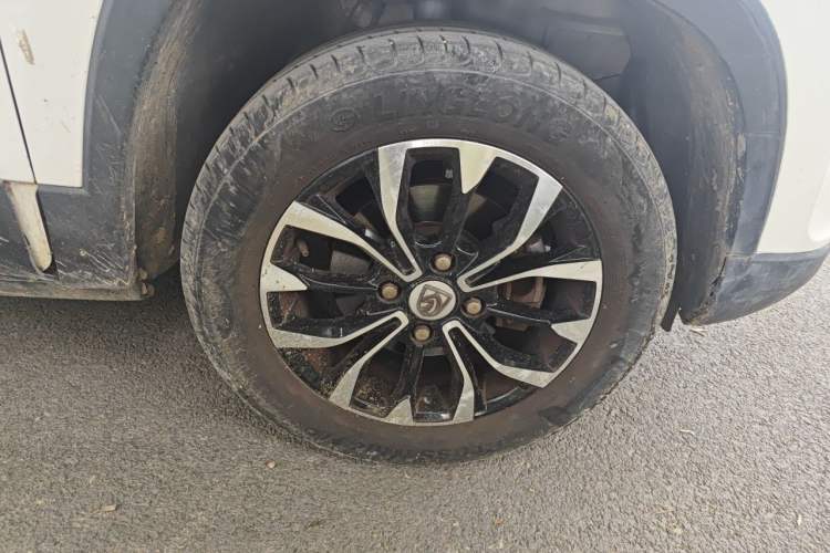 Used Baojun 510 2019 1.5L Manual Jingxiang Model 77kW China VI Emission Standard Right Front Wheel Hub