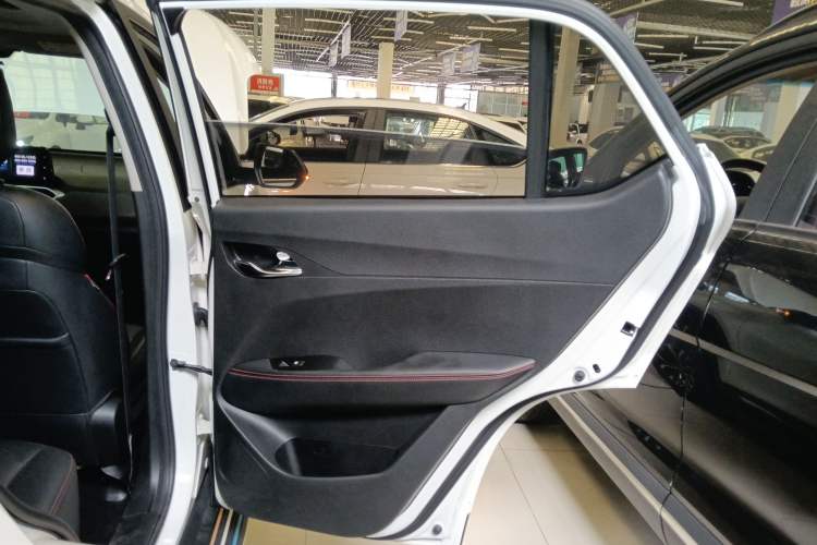 Used Baojun 510 2019 1.5L CVT Enjoyment Model China VI Emission Standard Right Rear Door Interior