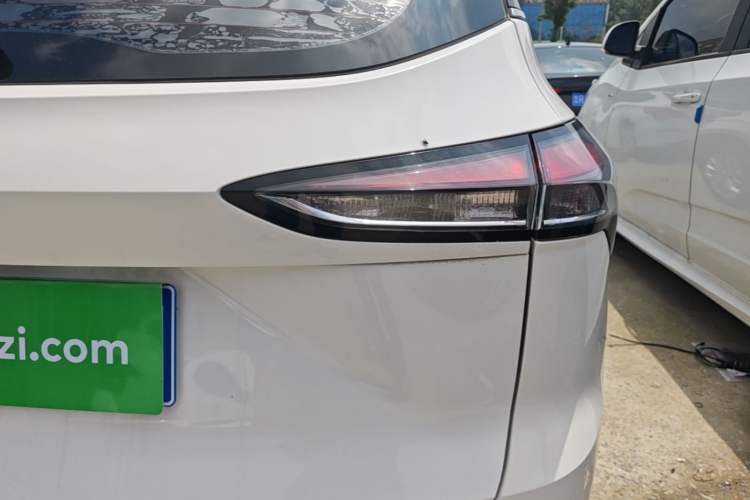 Used Baojun 510 2019 1.5L CVT Enjoyment Model China VI Emission Standard Right Rear Taillight