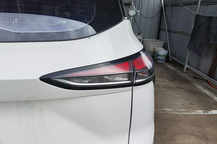 Used Baojun 510 2019 1.5L CVT Enjoyment Model China VI Emission Standard Right Rear Taillight