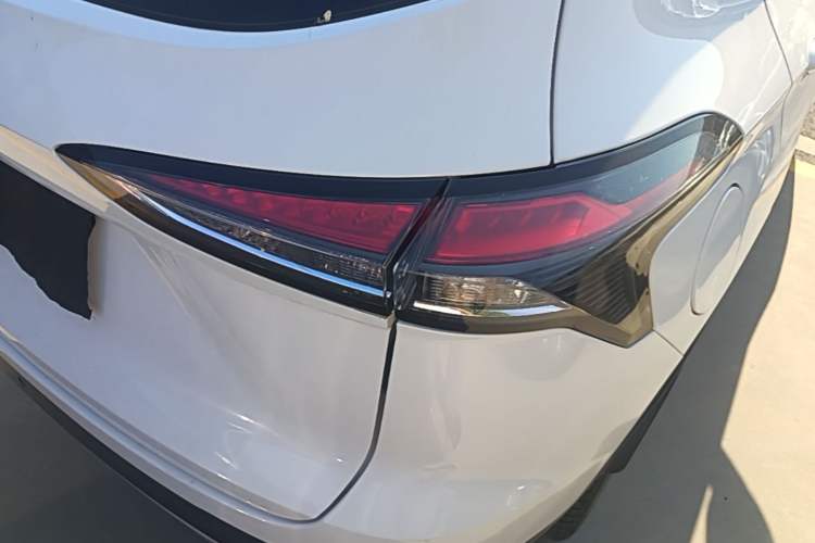 Used Baojun 510 2019 1.5L Automatic Premium Version China VI Right Rear Taillight