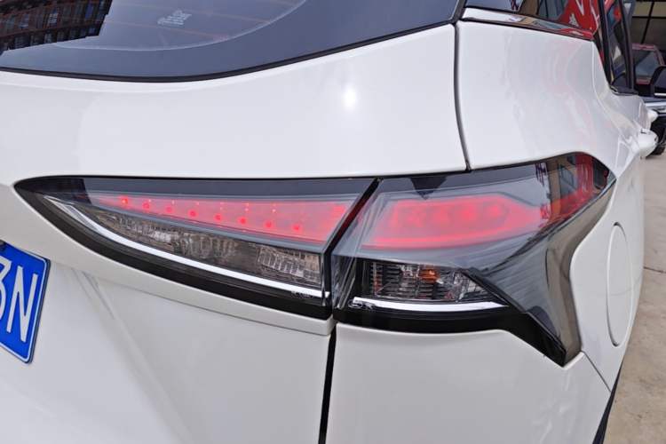 Used Baojun 510 2019 1.5L Manual Prestige Version China V Emission Standard Right Rear Taillight