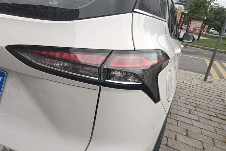 Used Baojun 510 2019 1.5L Automatic Premium Version National V Right Rear Taillight