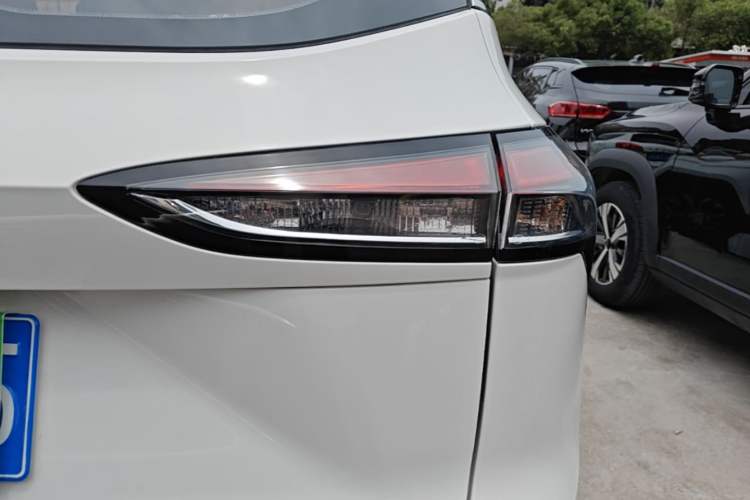 Used Baojun 510 2019 1.5L Automatic Prestige Edition China V Right Rear Taillight