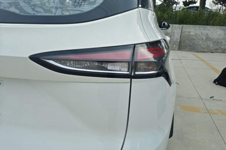 Used Baojun 510 2019 1.5L Manual Enjoyment Model 77kW China VI Emission Standard Right Rear Taillight