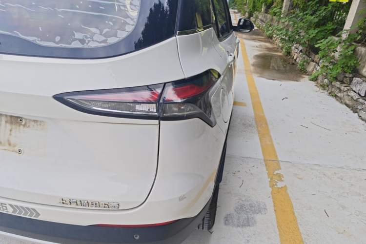 Used Baojun 510 2019 1.5L CVT Enjoyment Model China VI Emission Standard Right Rear Taillight