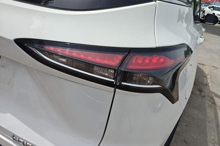 Used Baojun 510 2019 1.5L Manual Enjoyment Model 77kW China VI Right Rear Taillight