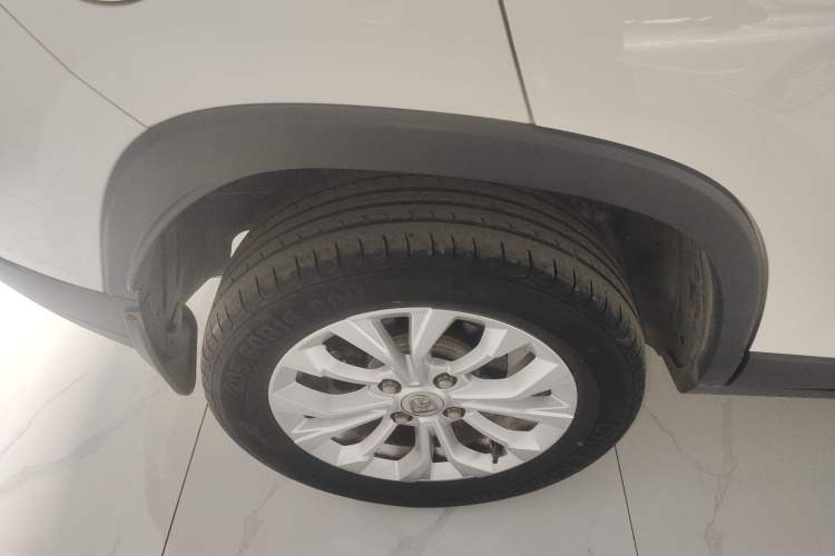 Used Baojun 510 2019 1.5L Manual Enjoyment Model 77kW China VI Emission Standard Right Rear Wheel Hub
