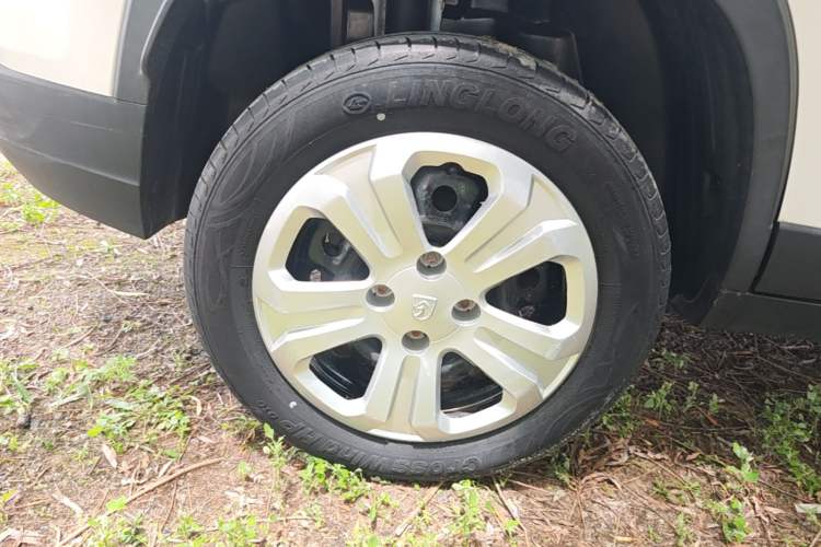 Used Baojun 510 2019 1.5L CVT Enjoyment Model China VI Emission Standard Right Rear Wheel Hub