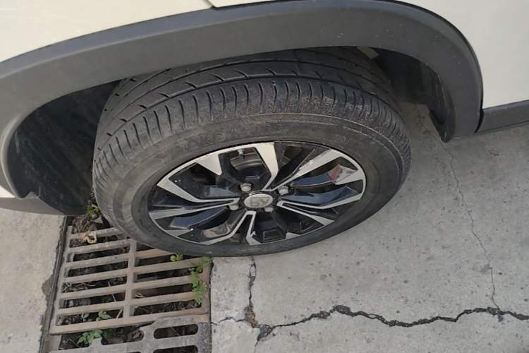 Used Baojun 510 2019 1.5L CVT Enjoyment Model China VI Emission Standard Right Rear Wheel Hub