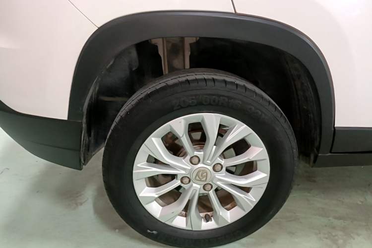Used Baojun 510 2019 1.5L Manual Enjoyment Model 77kW China VI Emission Standard Right Rear Wheel Hub