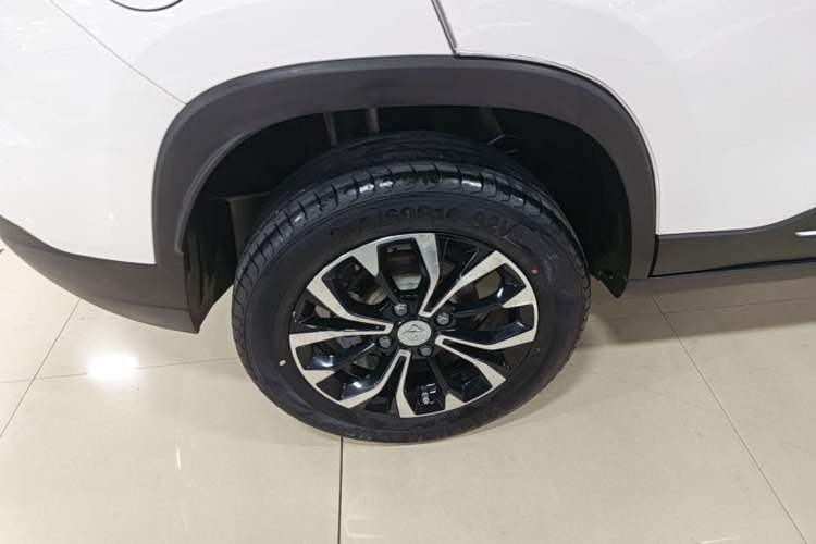 Used Baojun 510 2019 1.5L CVT Enjoyment Model China VI Emission Standard Right Rear Wheel Hub