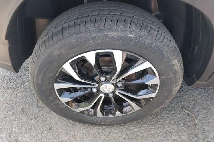 Used Baojun 510 2019 1.5L Automatic Premium Version National V Right Rear Wheel Hub
