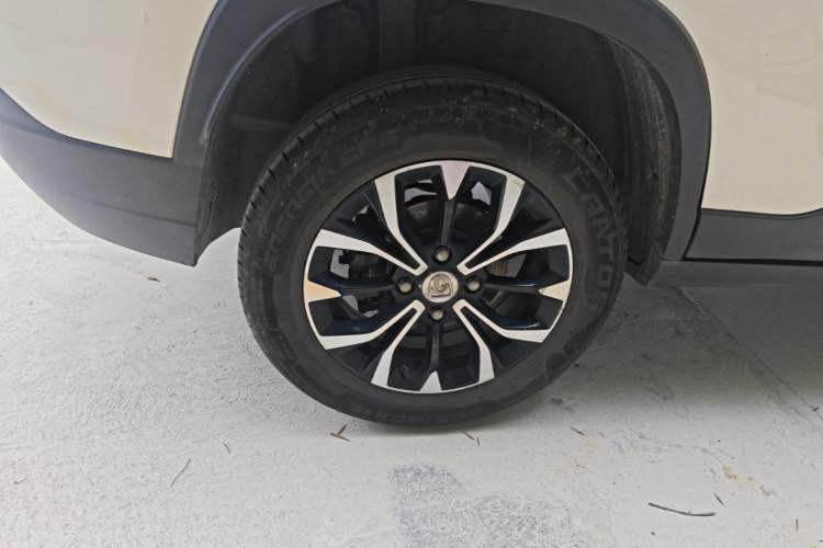 Used Baojun 510 2019 1.5L CVT Enjoyment Model China VI Emission Standard Right Rear Wheel Hub