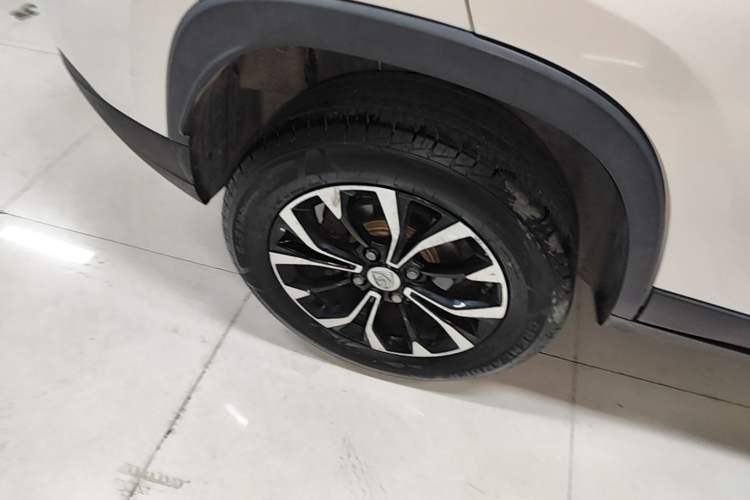 Used Baojun 510 2019 1.5L Automatic Premium Version National V Right Rear Wheel Hub