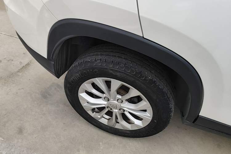 Used Baojun 510 2019 1.5L CVT Enjoyment Model China VI Emission Standard Right Rear Wheel Hub