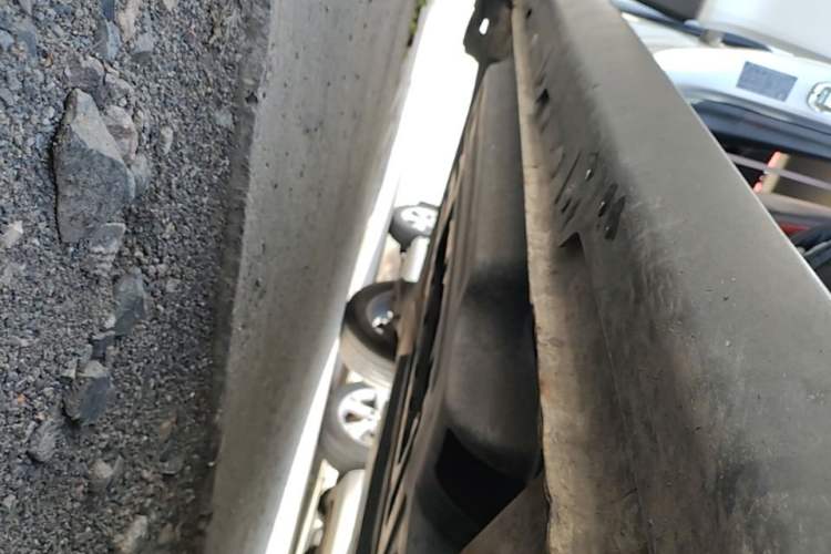 Used Baojun 510 2019 1.5L CVT Enjoyment Model China VI Emission Standard Right Side Sill
