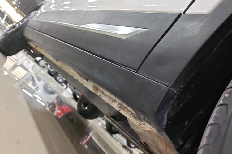 Used Baojun 510 2019 1.5L CVT Enjoyment Model China VI Emission Standard Right Side Sill