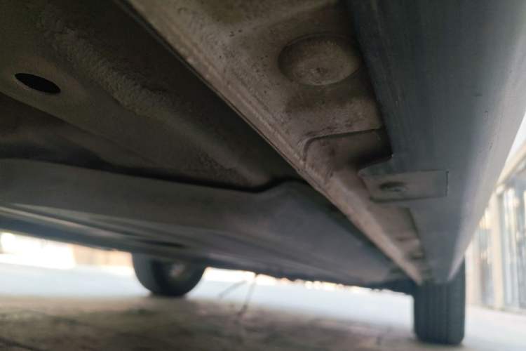 Used Baojun 510 2019 1.5L Automatic Premium Version China VI Right Side Sill