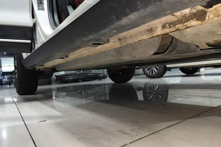 Used Baojun 510 2019 1.5L Automatic Premium Version National V Right Side Sill