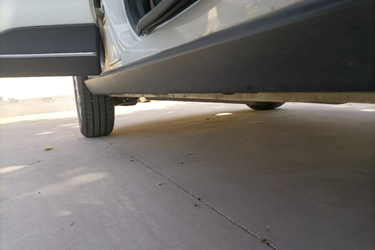 Used Baojun 510 2019 1.5L CVT Enjoyment Model China VI Emission Standard Right Side Sill