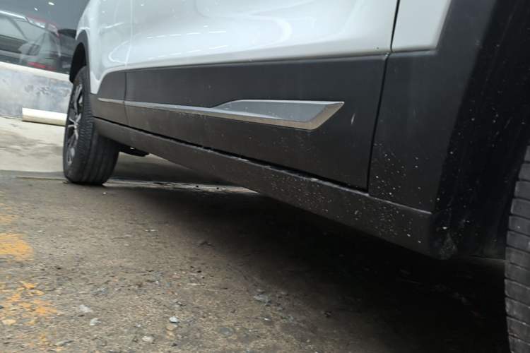 Used Baojun 510 2019 1.5L Automatic Prestige Edition China V Right Side Sill