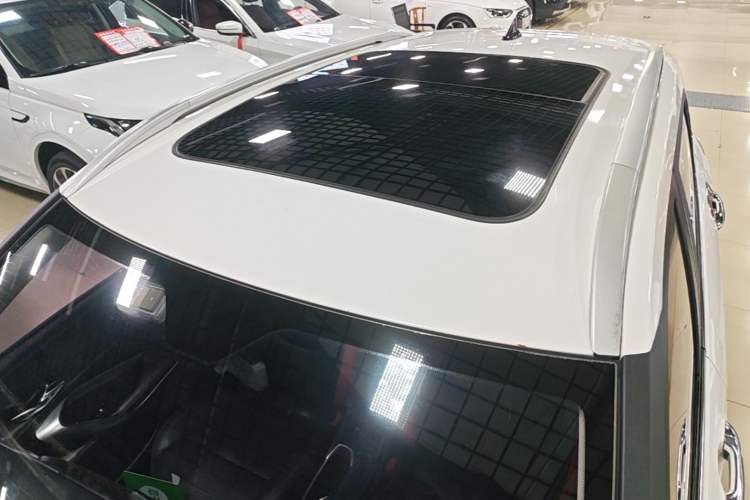 Used Baojun 510 2019 1.5L CVT Enjoyment Model China VI Emission Standard Roof