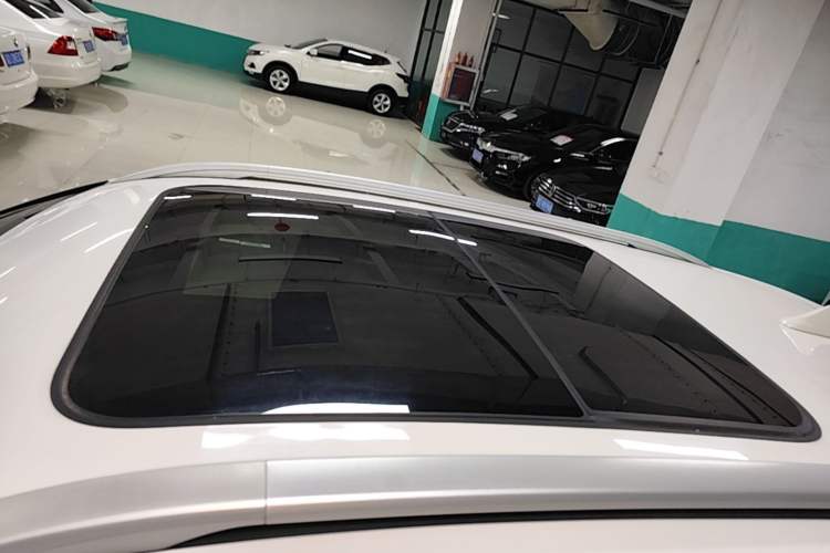Used Baojun 510 2019 1.5L Automatic Premium Version National V Roof