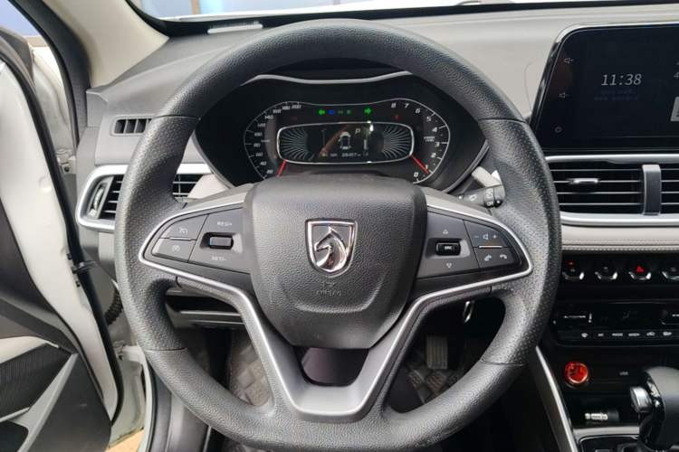 Used Baojun 510 2019 1.5L CVT Enjoyment Model China VI Emission Standard Steering Wheel
