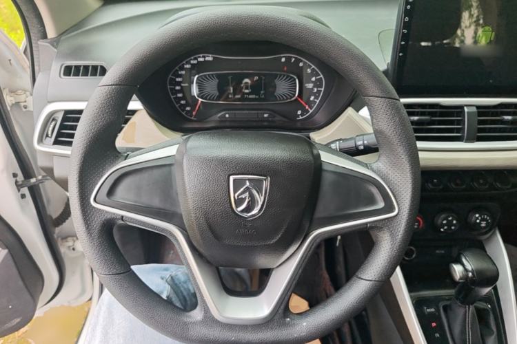 Used Baojun 510 2019 1.5L CVT Enjoyment Model China VI Emission Standard Steering Wheel