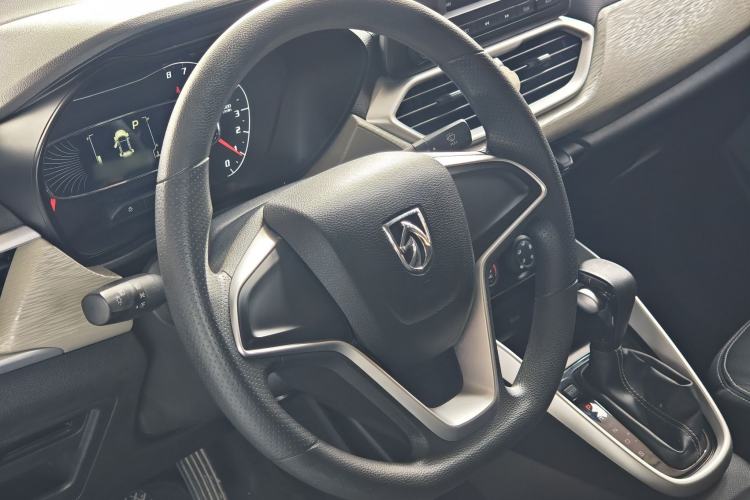 Used Baojun 510 2019 1.5L CVT Enjoyment Model China VI Emission Standard Steering Wheel