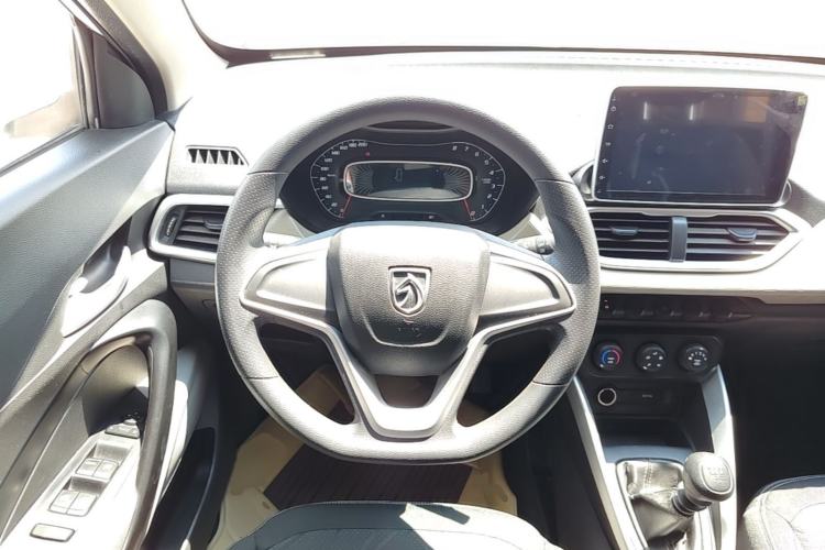 Used Baojun 510 2019 1.5L Manual Jingxiang Model China V Emission Standard Steering Wheel