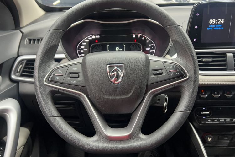 Used Baojun 510 2019 1.5L Manual Enjoyment Model 77kW China VI Emission Standard Steering Wheel