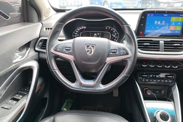 Used Baojun 510 2019 1.5L Automatic Premium Version National V Steering Wheel