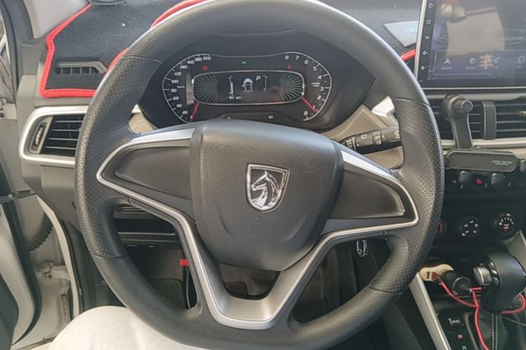 Used Baojun 510 2019 1.5L CVT Enjoyment Model China VI Emission Standard Steering Wheel