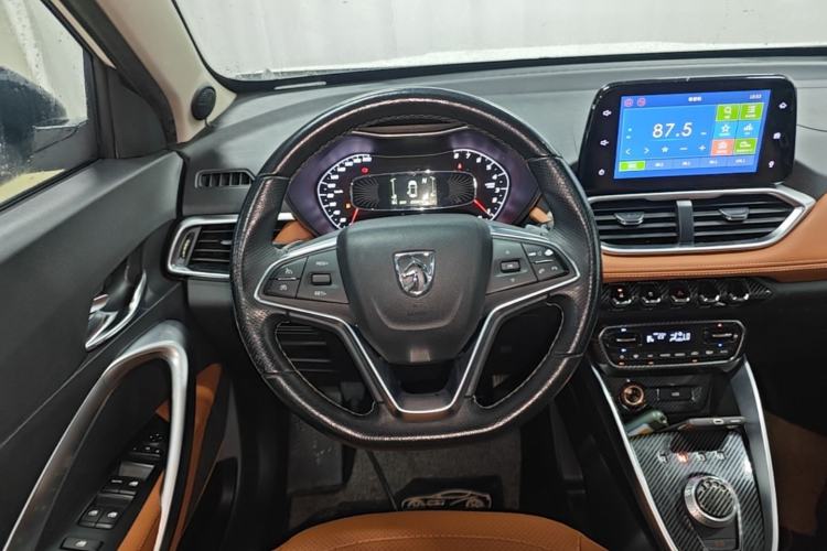 Used Baojun 510 2019 1.5L Automatic Premium Version National V Steering Wheel
