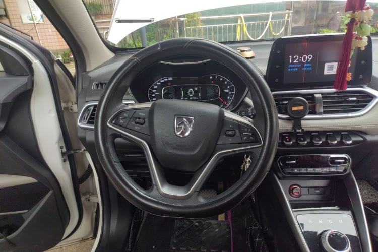 Used Baojun 510 2019 1.5L Automatic Enjoyment Model China V Emission Standard Steering Wheel
