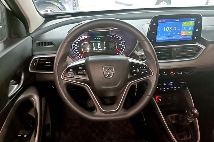Used Baojun 510 2019 1.5L Manual Enjoyment Model 77kW China VI Emission Standard Steering Wheel