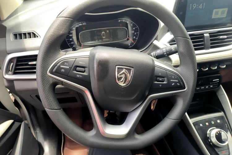 Used Baojun 510 2019 1.5L Automatic Enjoyment Model China V Emission Standard Steering Wheel