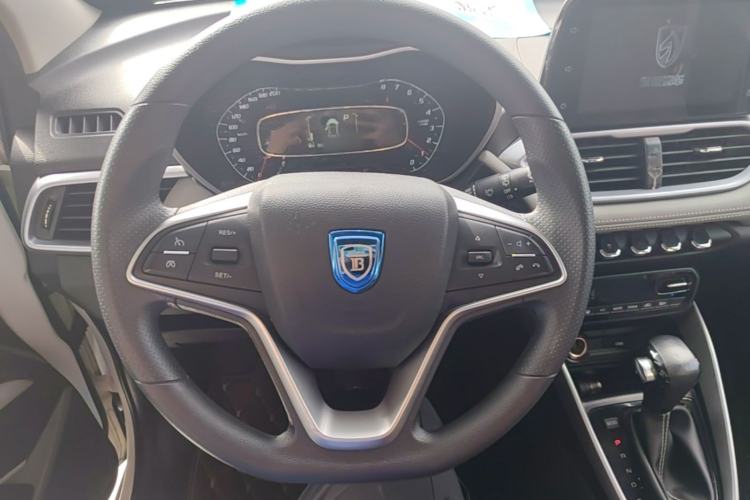 Used Baojun 510 2019 1.5L CVT Enjoyment Model China VI Emission Standard Steering Wheel
