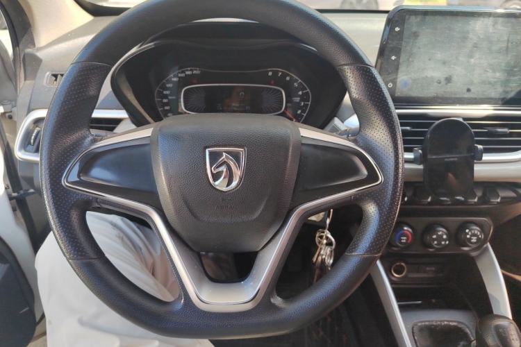 Used Baojun 510 2019 1.5L Manual Jingxiang Model China V Emission Standard Steering Wheel