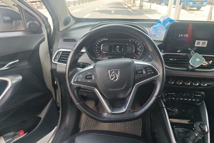 Used Baojun 510 2019 1.5L Manual Prestige Version China V Emission Standard Steering Wheel