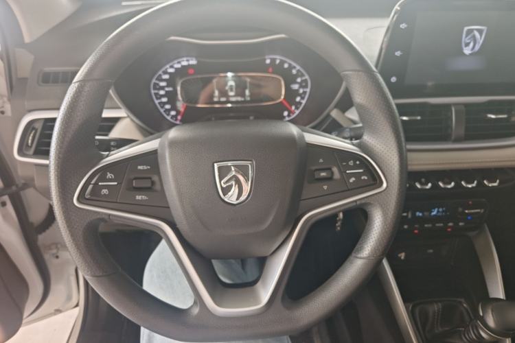 Used Baojun 510 2019 1.5L Manual Enjoyment Model 77kW China VI Emission Standard Steering Wheel